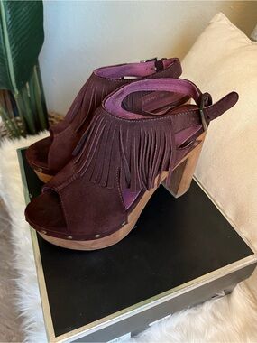 Fringed Suede Platform Sandals in Burgundy